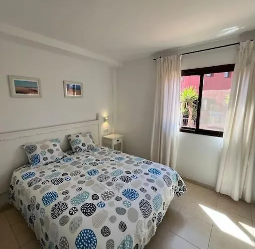 Oasis Royal Apartment *